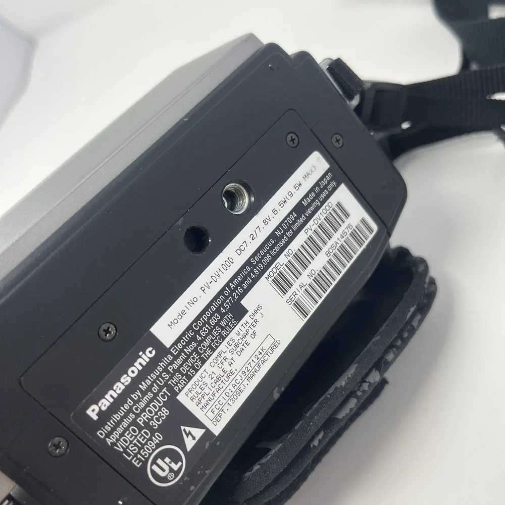 PANASONIC PV-DV100D Digital Palmcorder, UNTESTED, AS IS (No Battery/Charger)